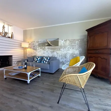 Villa - Maison Des Annees 50 Renovee A Proximite De La De Foncillon *