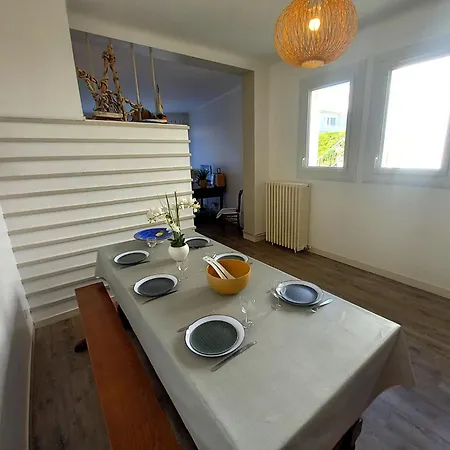 Villa - Maison Des Annees 50 Renovee A Proximite De La De Foncillon *