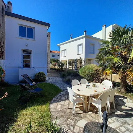 Villa - Maison Des Annees 50 Renovee A Proximite De La De Foncillon